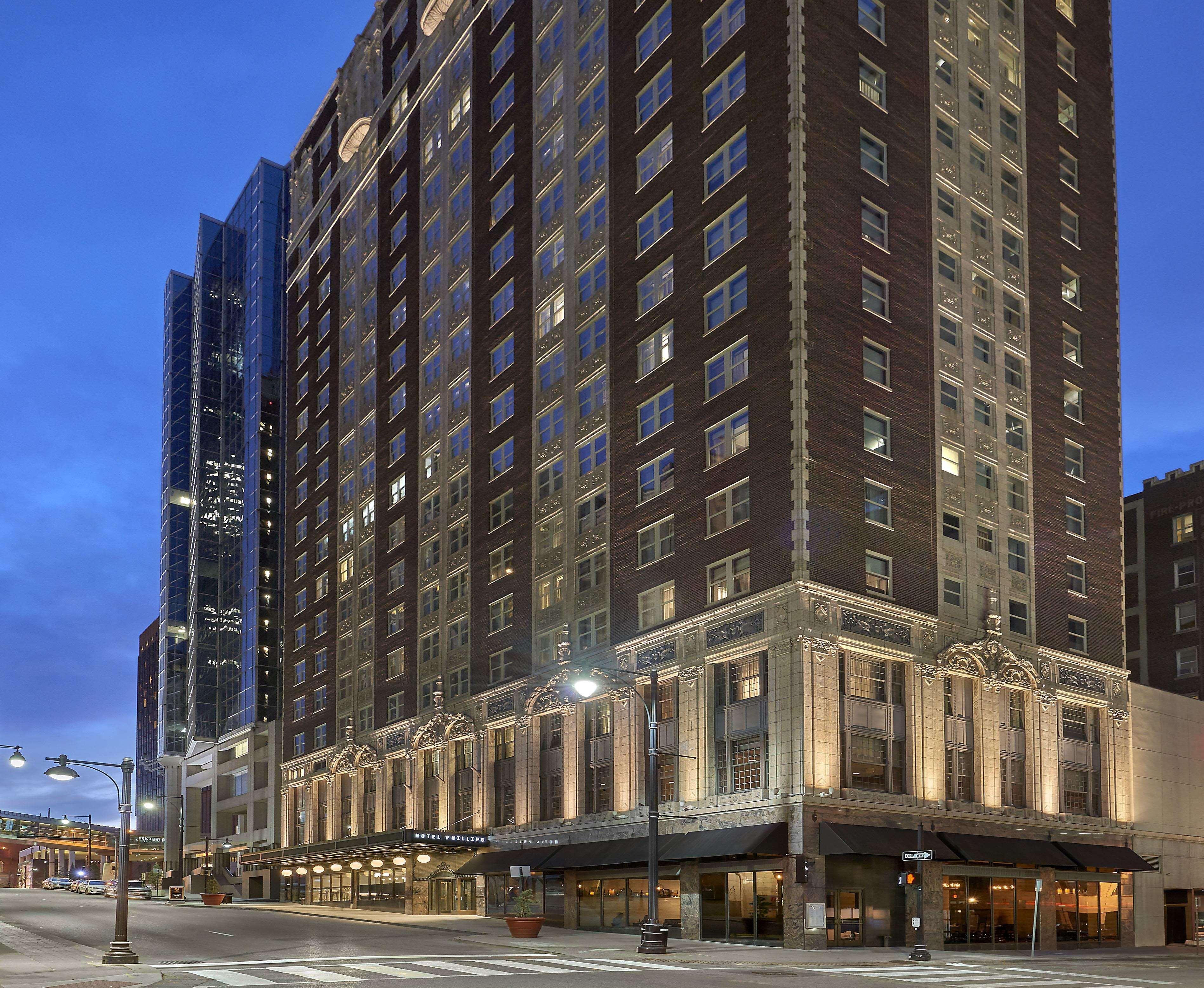 Hotel Phillips Kansas City, Curio Collection By Hilton Экстерьер фото